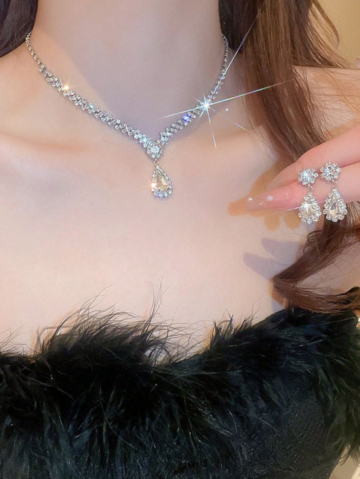 Necklace set