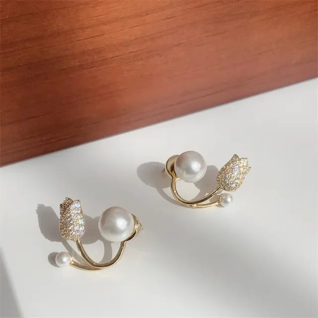 White rose shape gold plated korean design earring for girls & womens